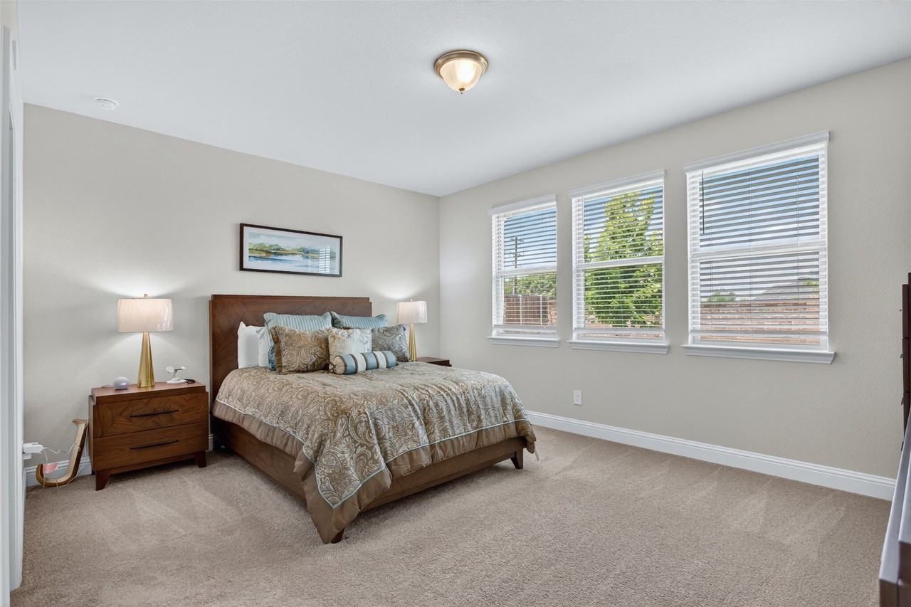 1002 Copper Smith Way - Photo 7 of 24