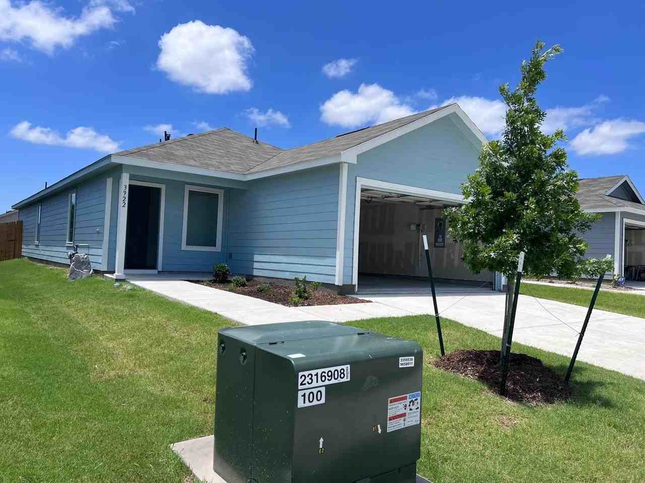 3922 Ontario Way - Photo 2 of 19