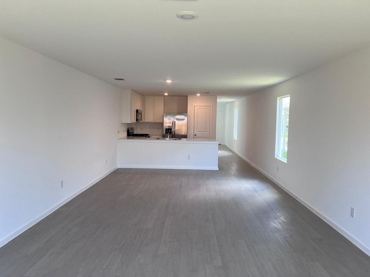 3922 Ontario Way - Photo 7 of 19