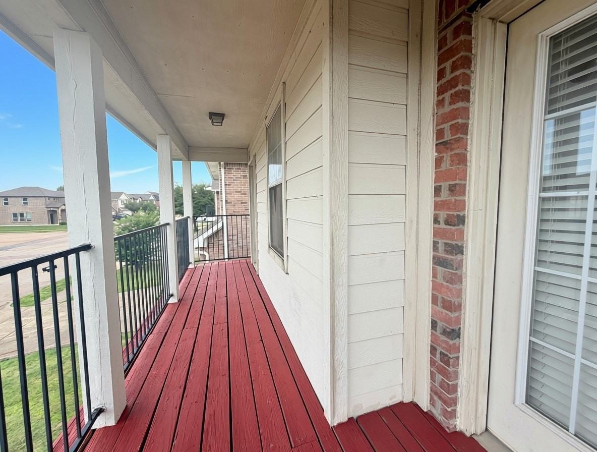 612 Fleming St - Photo 4 of 23