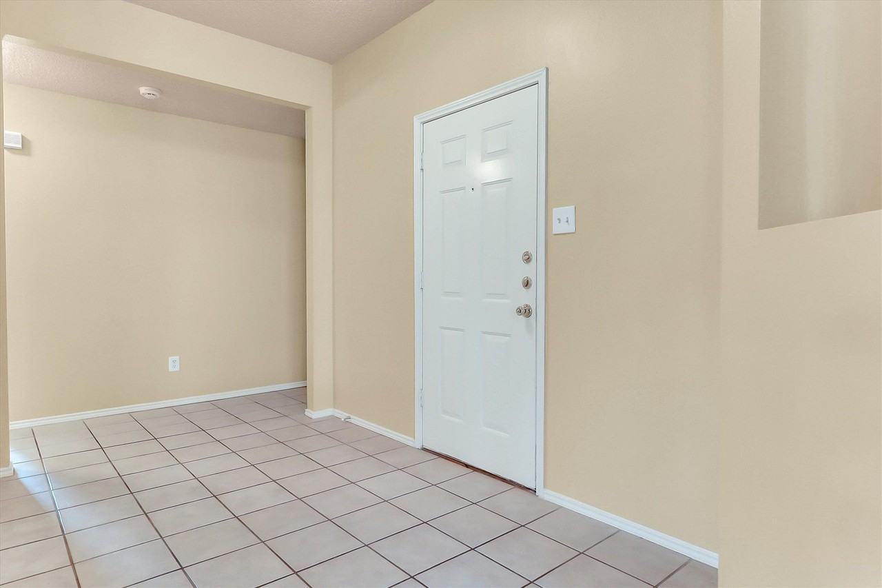4154 Parterre Dr - Photo 2 of 40