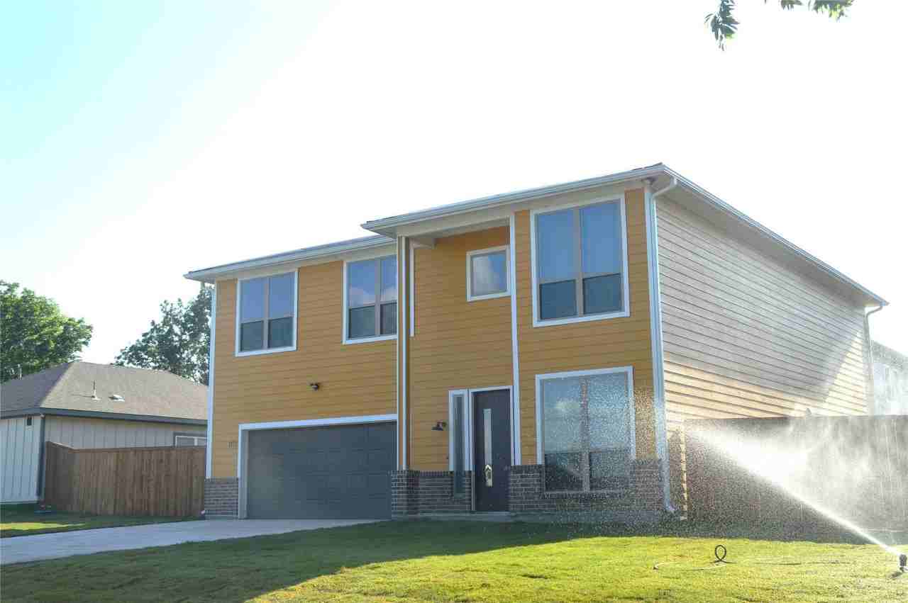 4480 County Road 895 - Photo 3 of 40
