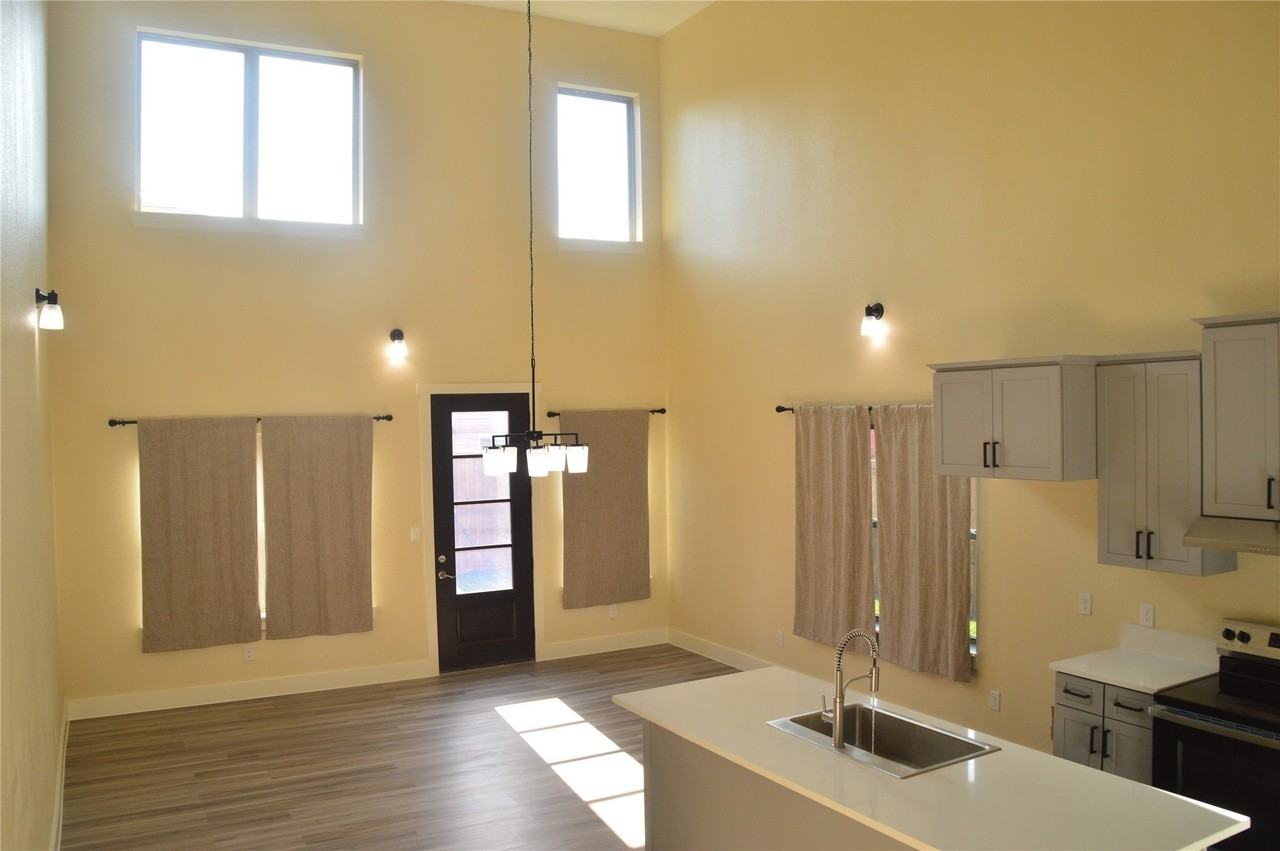 4480 County Road 895 - Photo 5 of 40
