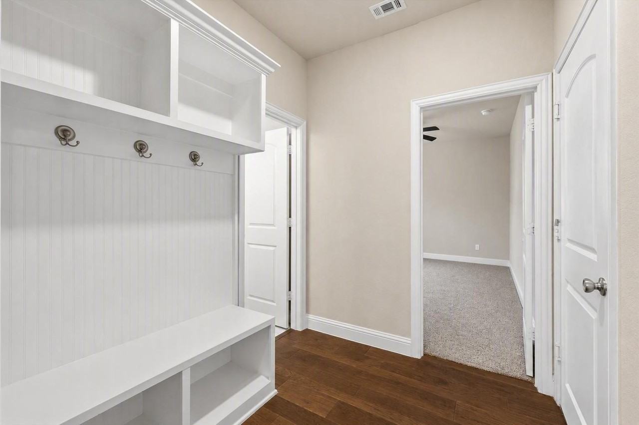 4132 Kyles Landing Dr - Photo 2 of 18