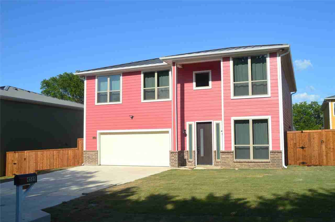4585 County Road 446 - Photo 2 of 36