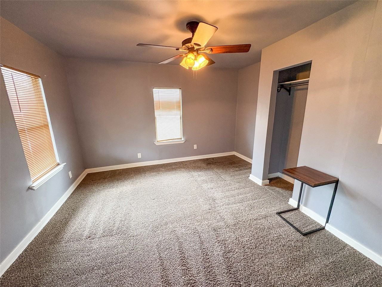 528 W Florence St - Photo 5 of 18
