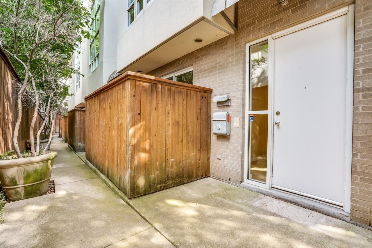 4100 Travis St #8 - Photo 2 of 25