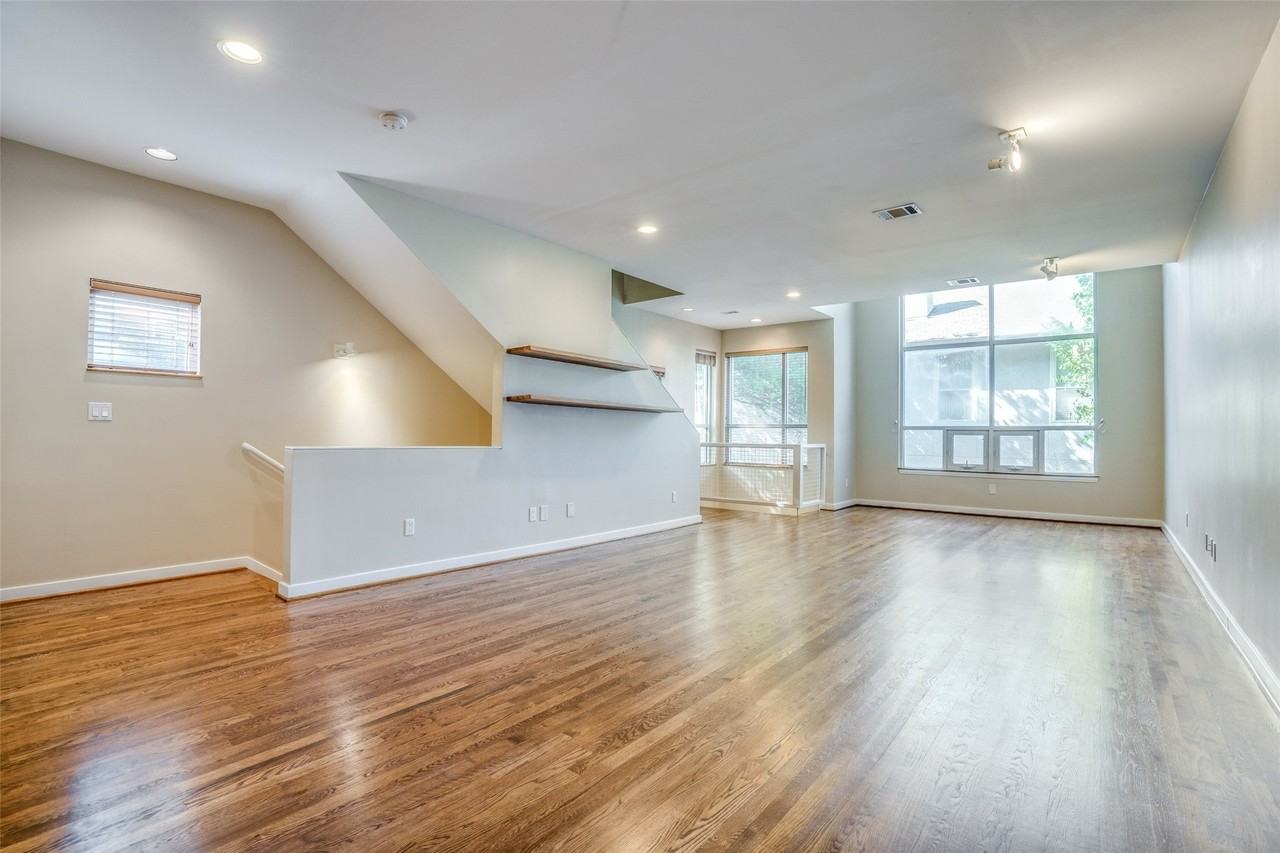 4100 Travis St #8 - Photo 7 of 25