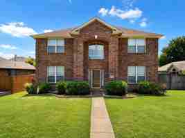 featured image of 1818 Lake Texoma Cir