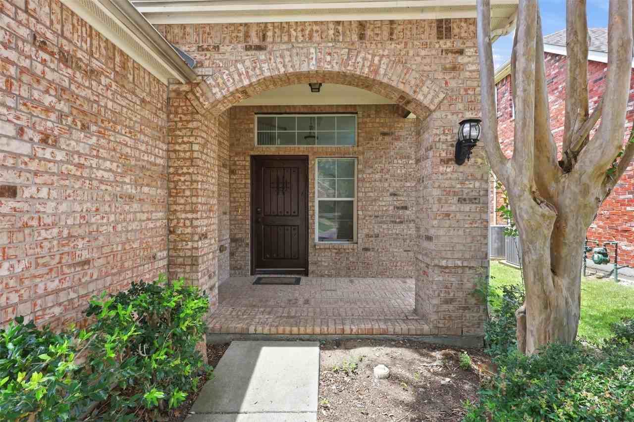 1908 Hopkins Dr - Photo 3 of 29