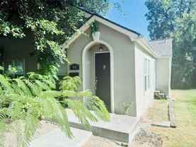 814 W College St - Photo 1 of 1