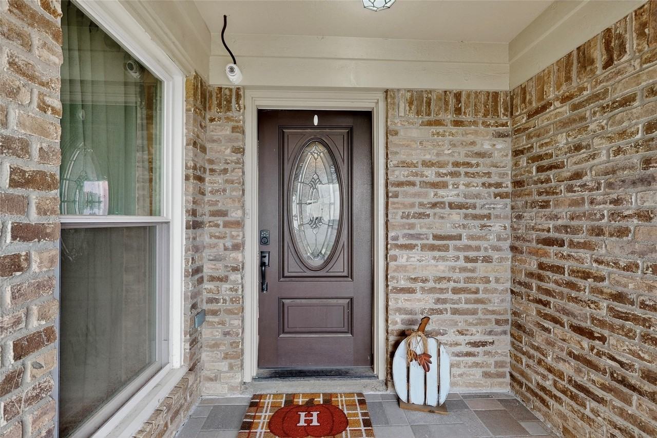 116 Overcrest Dr - Photo 3 of 31