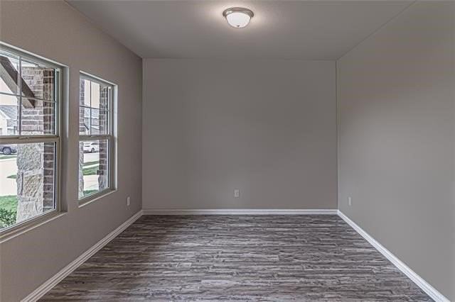 448 Ella Ln - Photo 3 of 18