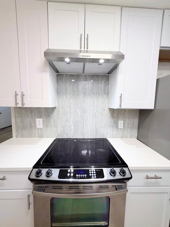 7501 April Ln - Photo 5 of 17