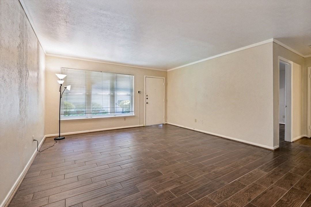 3827 Gilbert Ave #109 - Photo 2 of 12