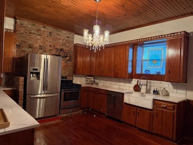 415 W Franklin St - Photo 6 of 26