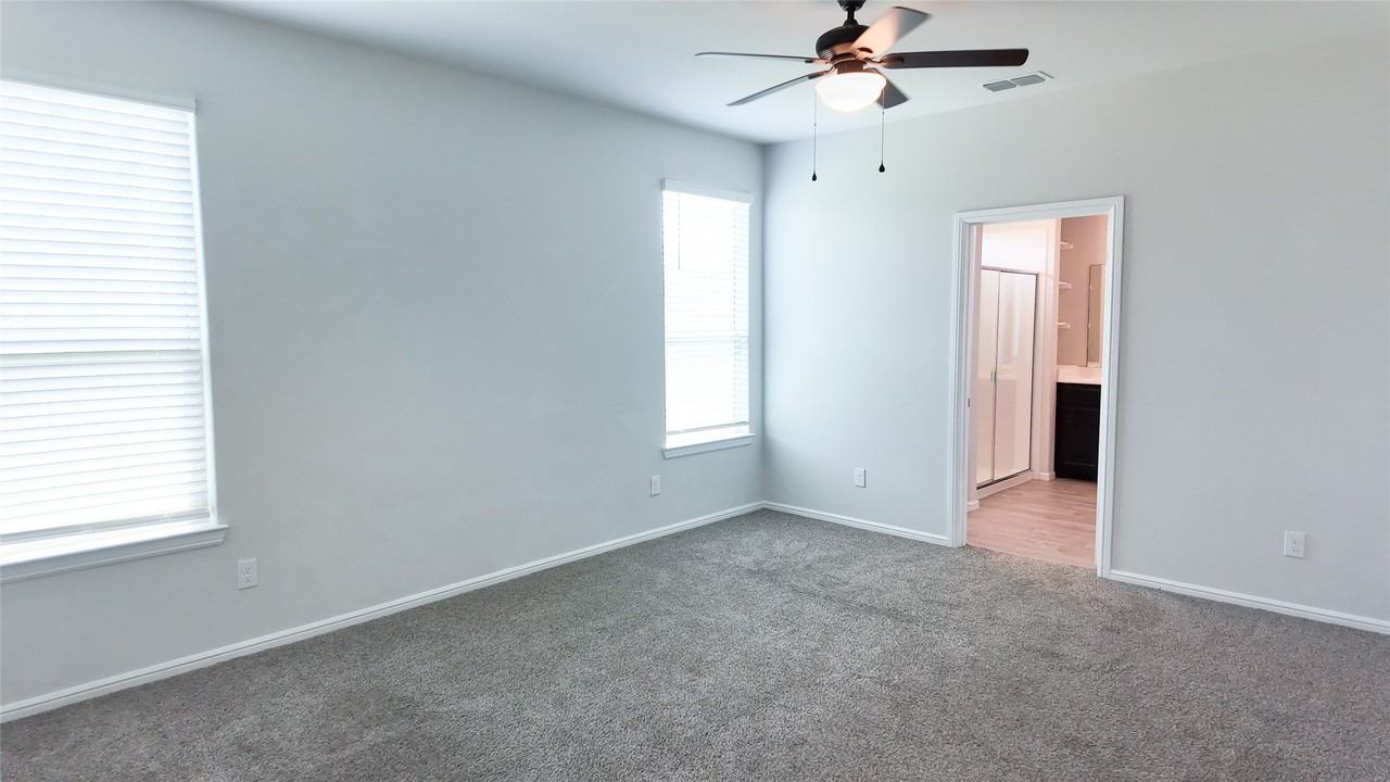 8304 Twisted Pine Way - Photo 6 of 17