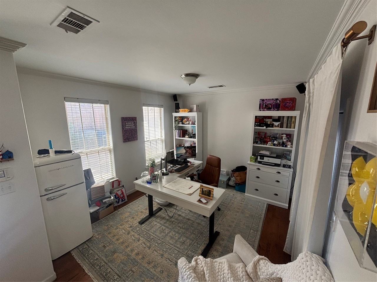 4116 N Hall St - Photo 2 of 17