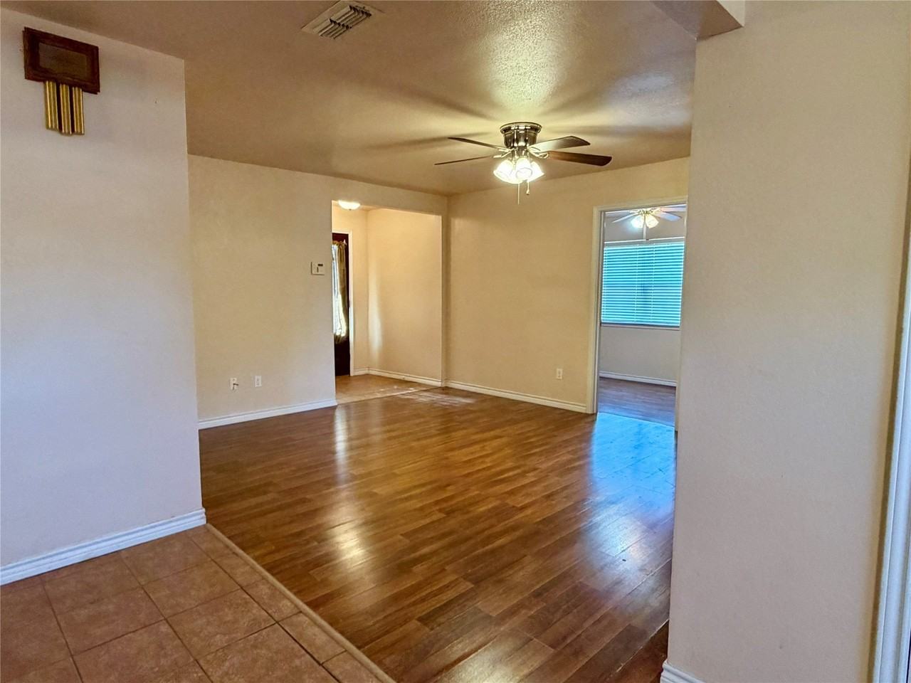 1402 Westmoreland St - Photo 3 of 16
