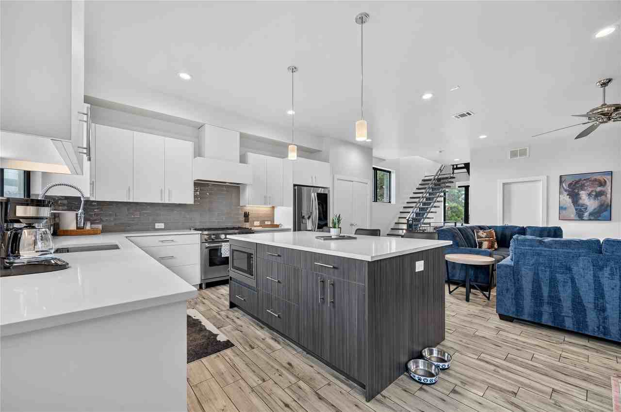 410 Melba St #4 - Photo 6 of 40