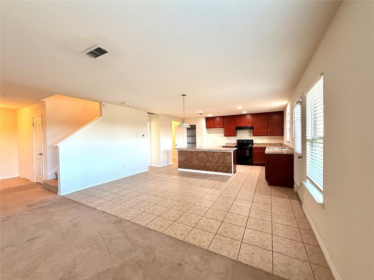 6309 Waterhill Ln - Photo 7 of 37