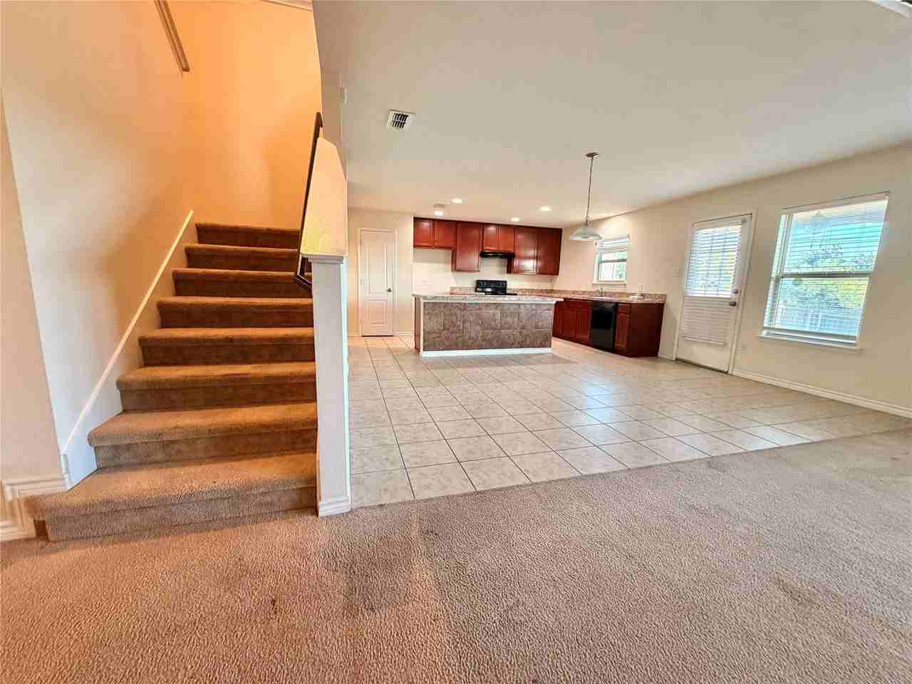 6309 Waterhill Ln - Photo 3 of 37