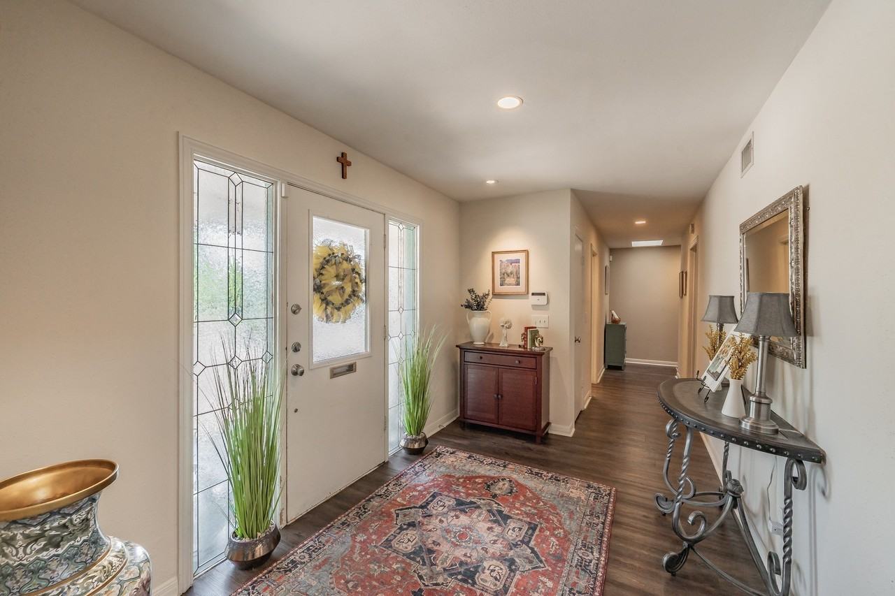 4601 Ranch View Rd - Photo 4 of 37