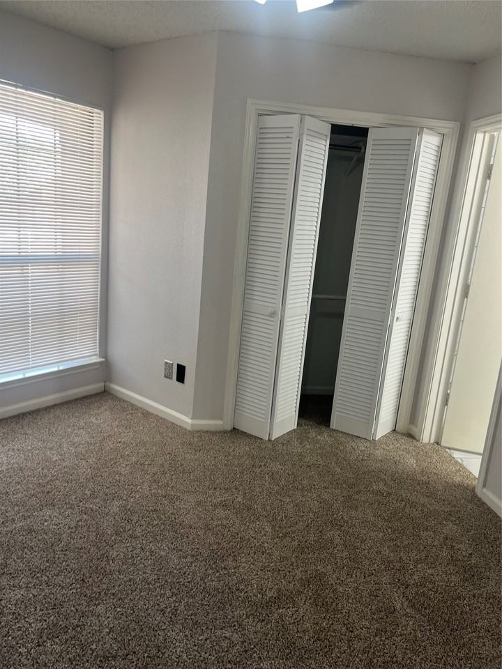 2621 Independence Dr - Photo 4 of 16