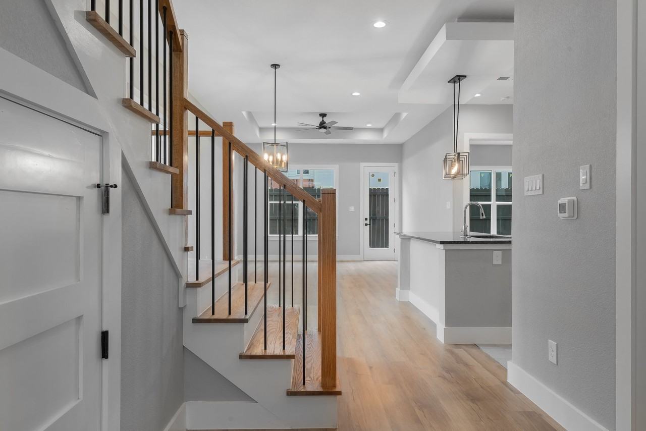 2818 Chicago St - Photo 5 of 36