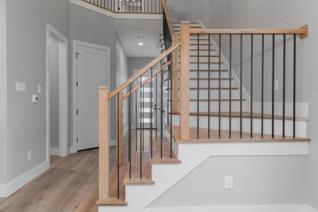 2818 Chicago St - Photo 6 of 36