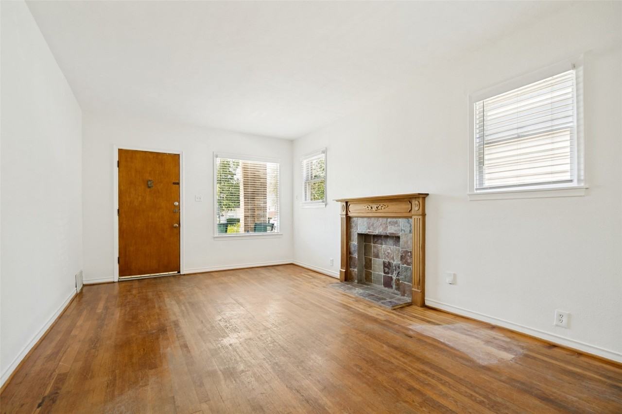 6025 Llano Ave - Photo 2 of 12