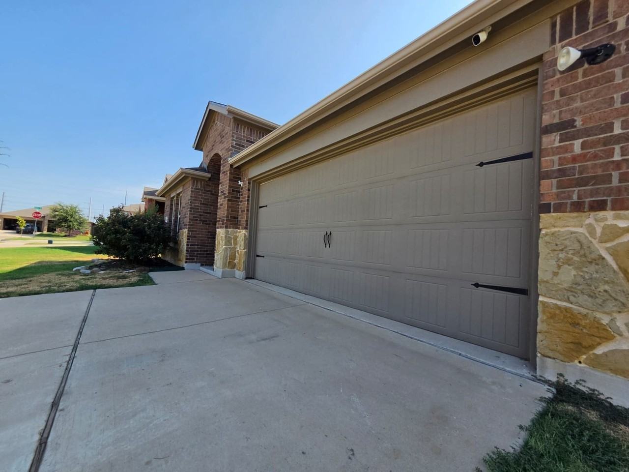 3612 Robbie Run - Photo 4 of 29