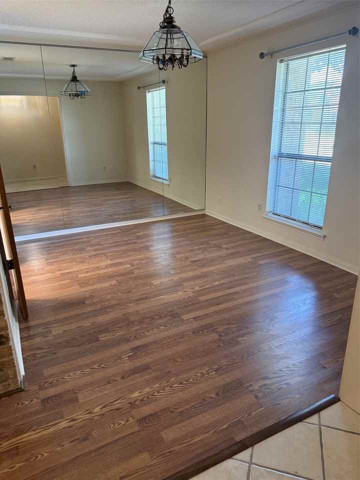 12922 Chandler Dr - Photo 5 of 10