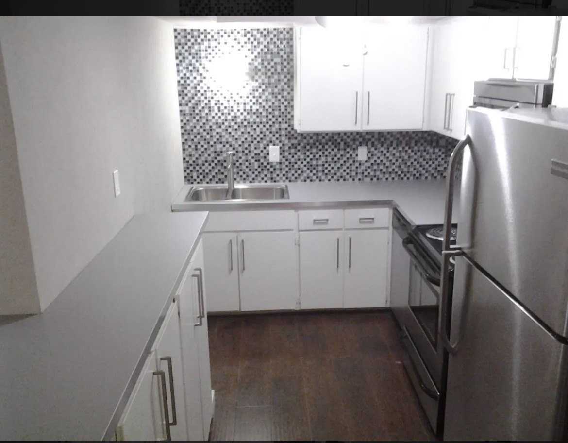 4231 Gilbert Ave #201 - Photo 5 of 5