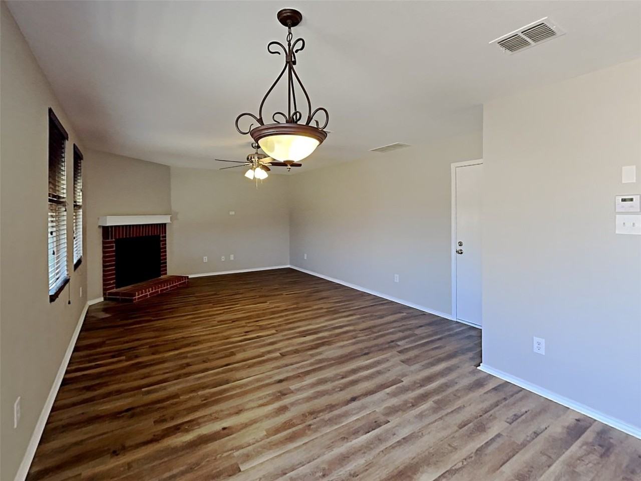 9020 Cheswick Dr - Photo 6 of 17