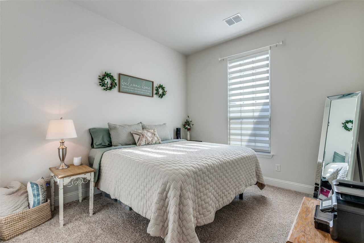 7009 Central Ct - Photo 7 of 12