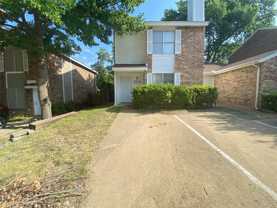 207 Country Bend Dr - Photo 1 of 1