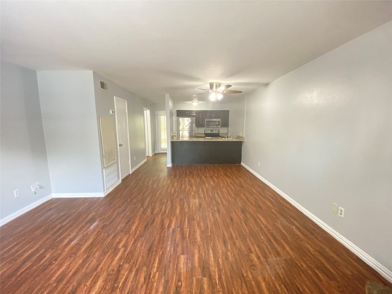 207 Country Bend Dr - Photo 5 of 20