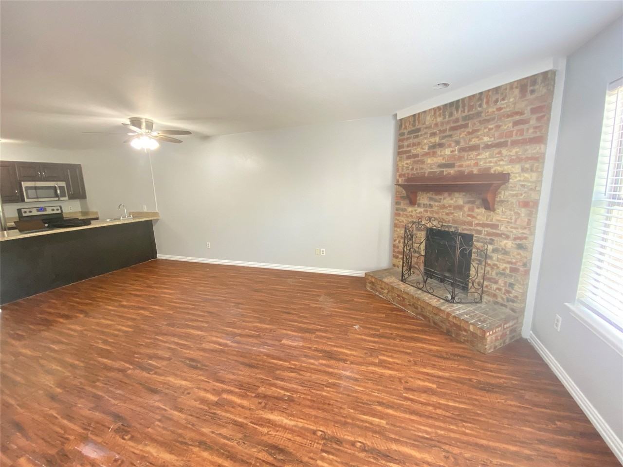 207 Country Bend Dr - Photo 7 of 20