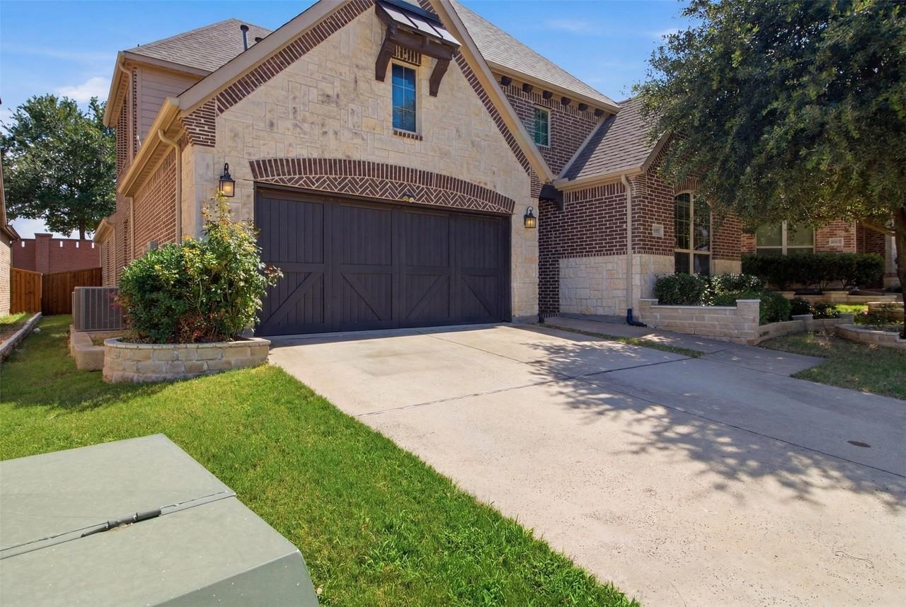 1865 Wood Duck Ln - Photo 2 of 35