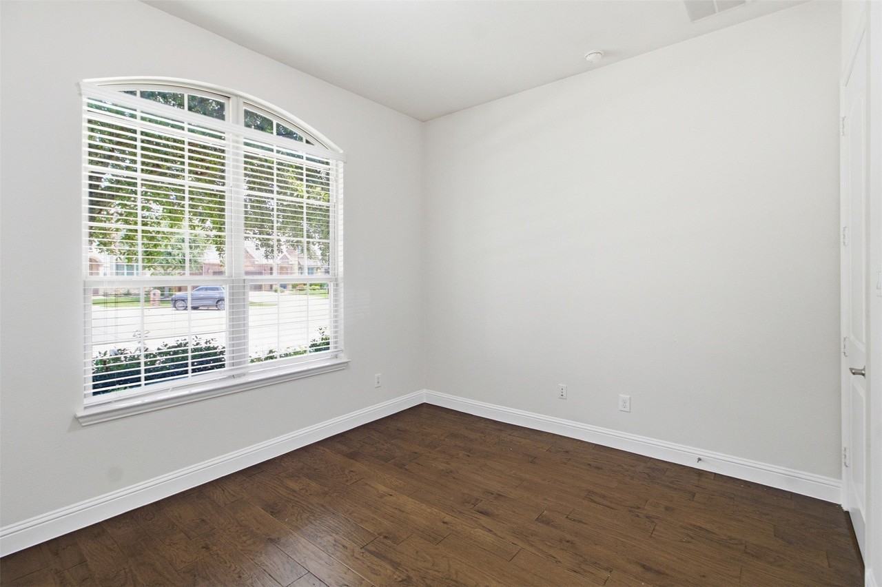 1865 Wood Duck Ln - Photo 5 of 35