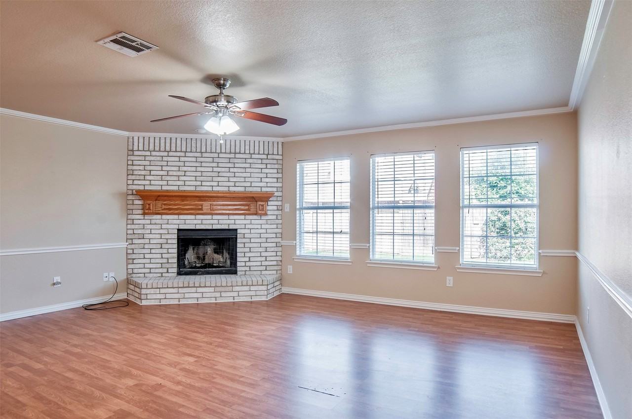 2056 Old Glory Ln - Photo 6 of 12