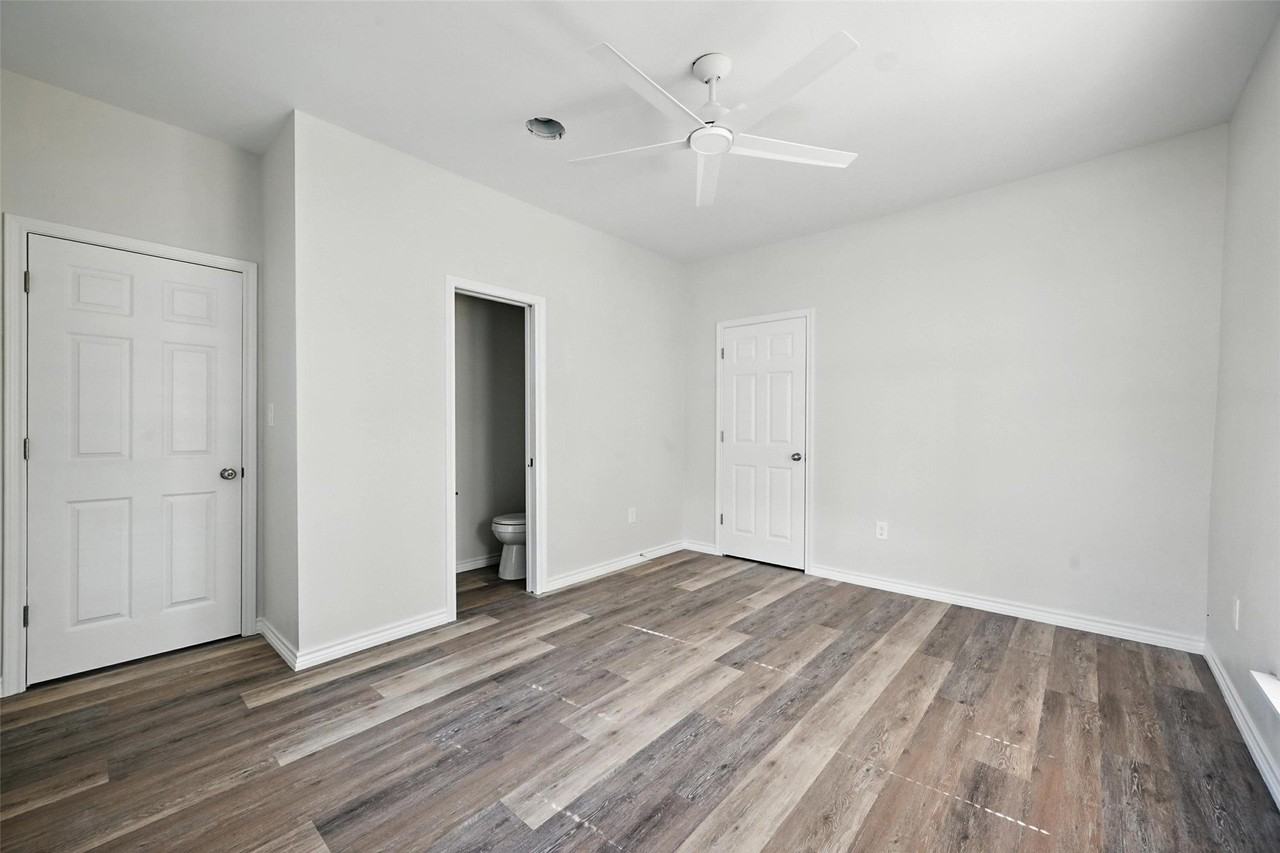 412 3rd St - Photo 7 of 20
