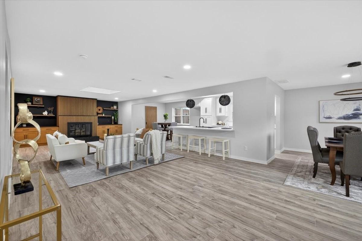 3330 Sharpview Ln - Photo 5 of 34