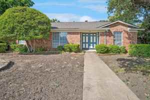 featured image of 1903 N Floyd Rd