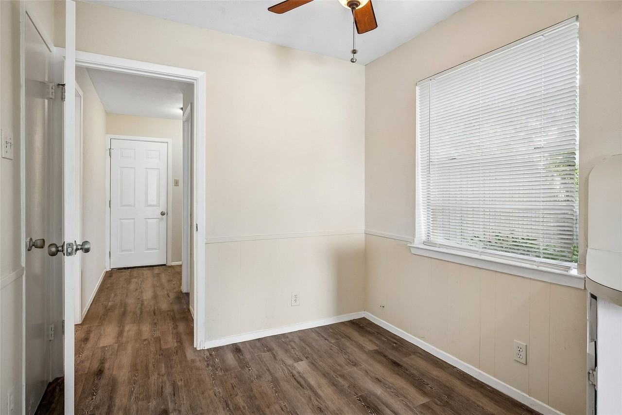 1903 N Floyd Rd - Photo 6 of 15