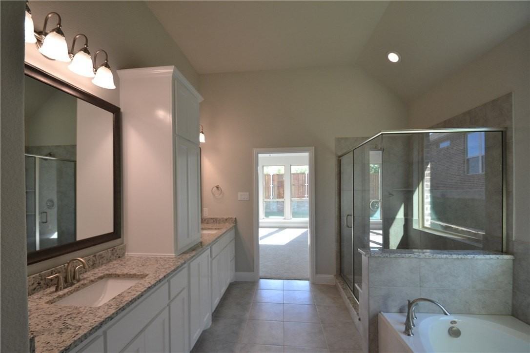 9724 Excursion Dr - Photo 5 of 35