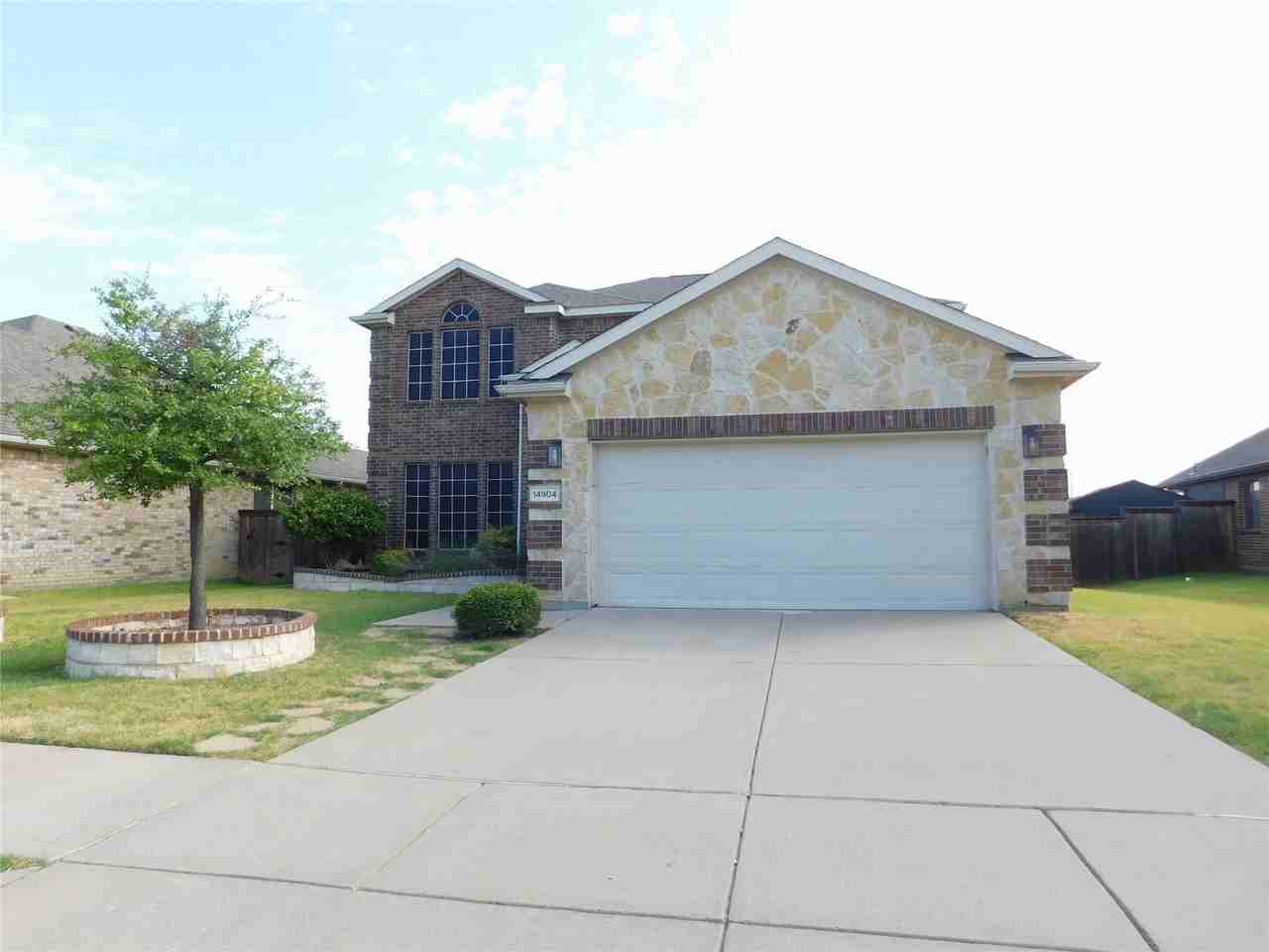 14904 Riverside Dr - Photo 2 of 37
