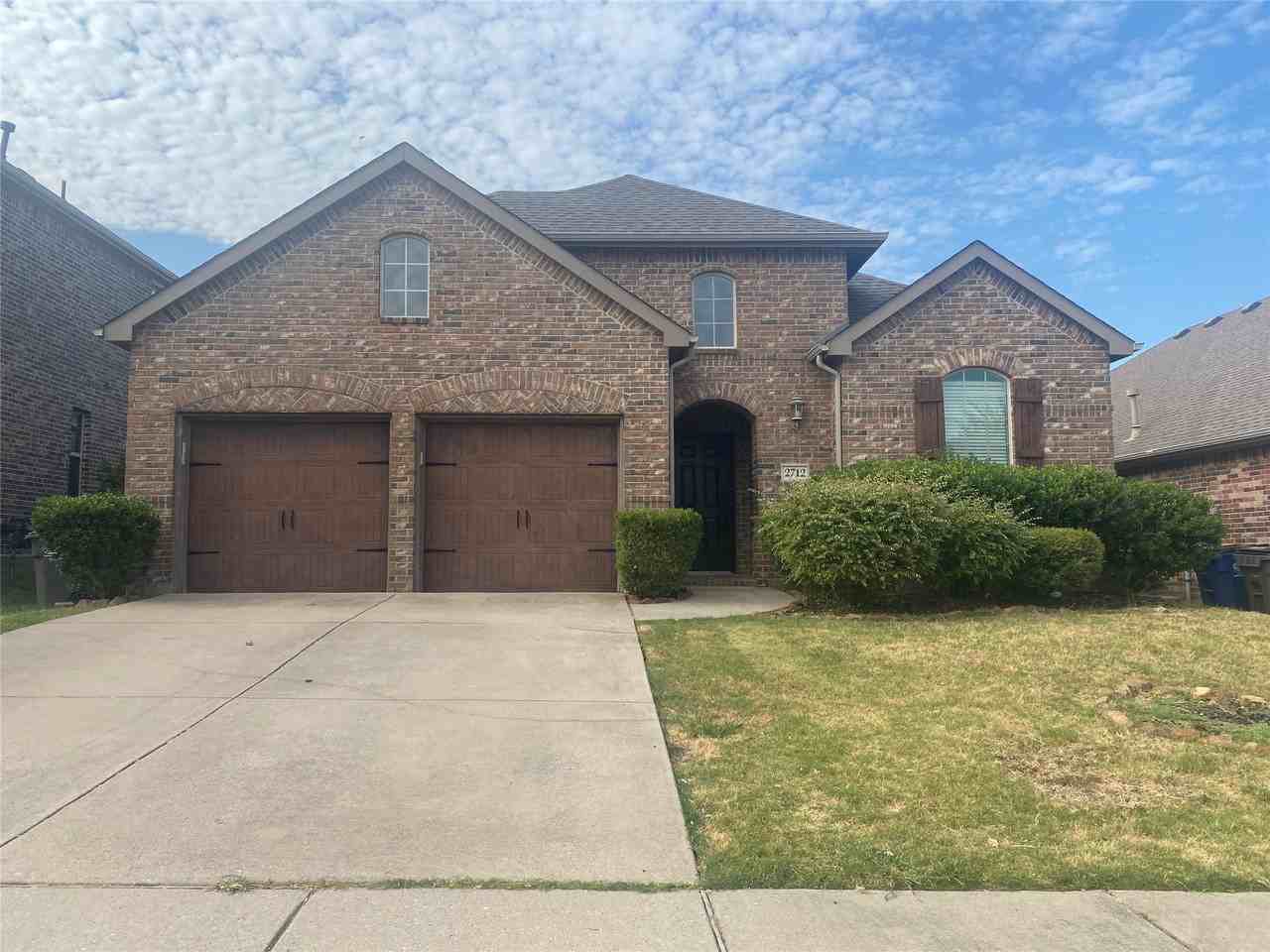 2712 Lake Ridge Dr