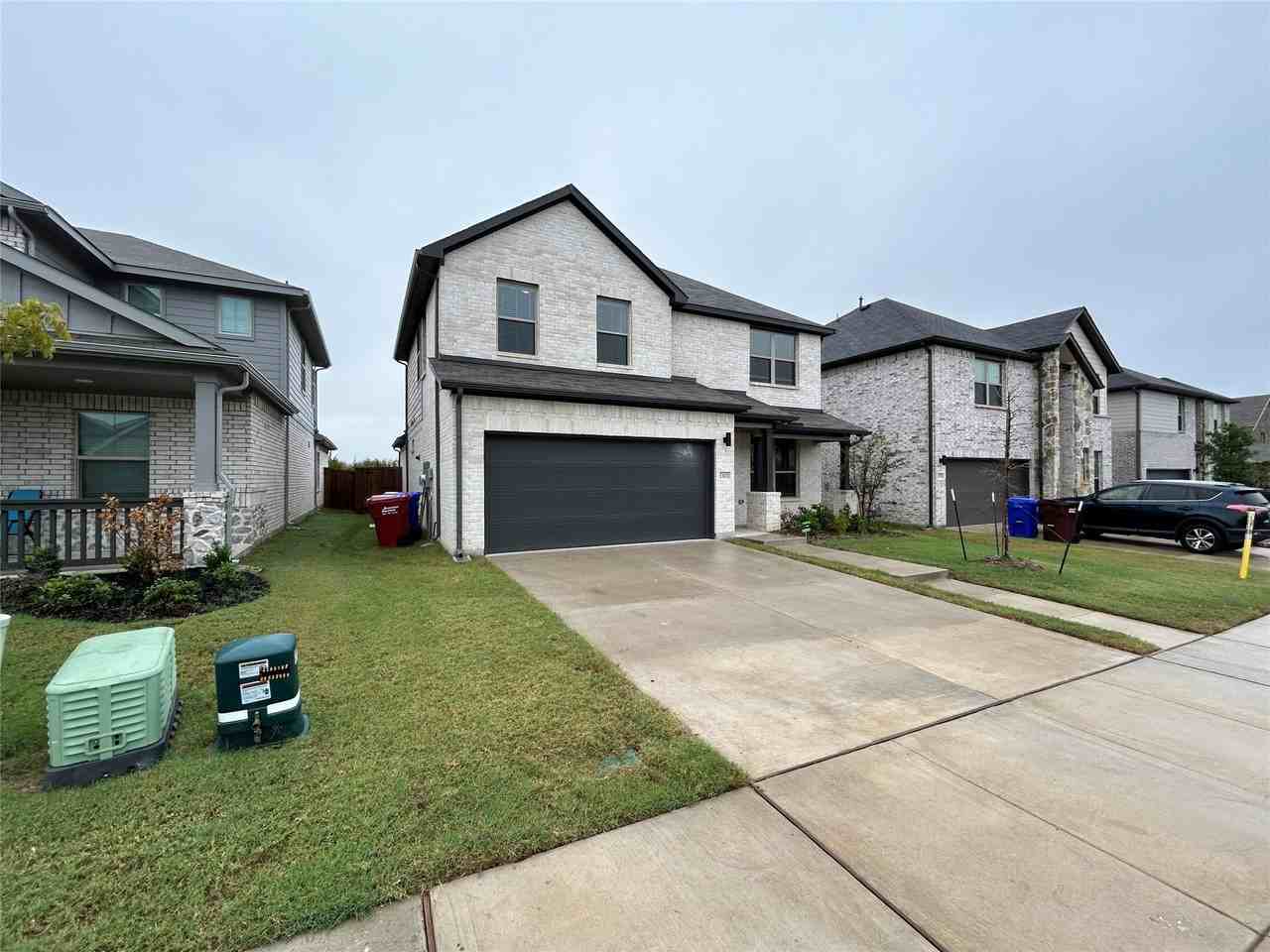 1323 Great Sand Dune St - Photo 3 of 26